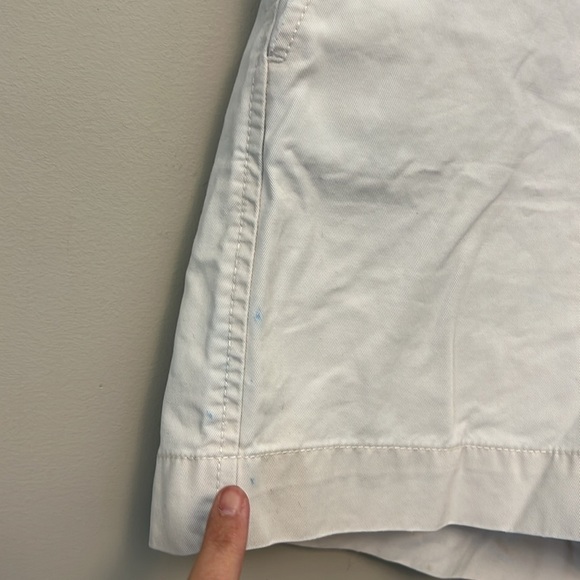 Gap Women's Cream Shorts size 10 - Picture 2 of 8